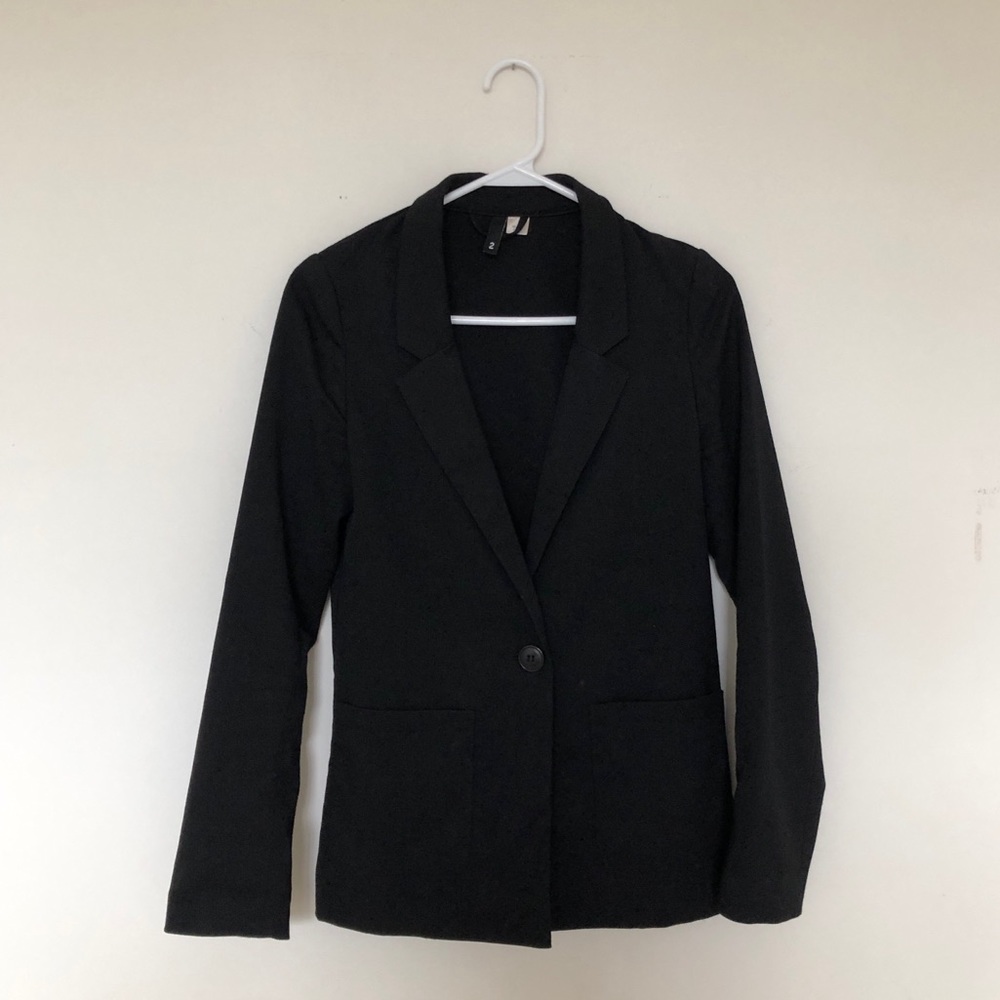 H&M black blazer